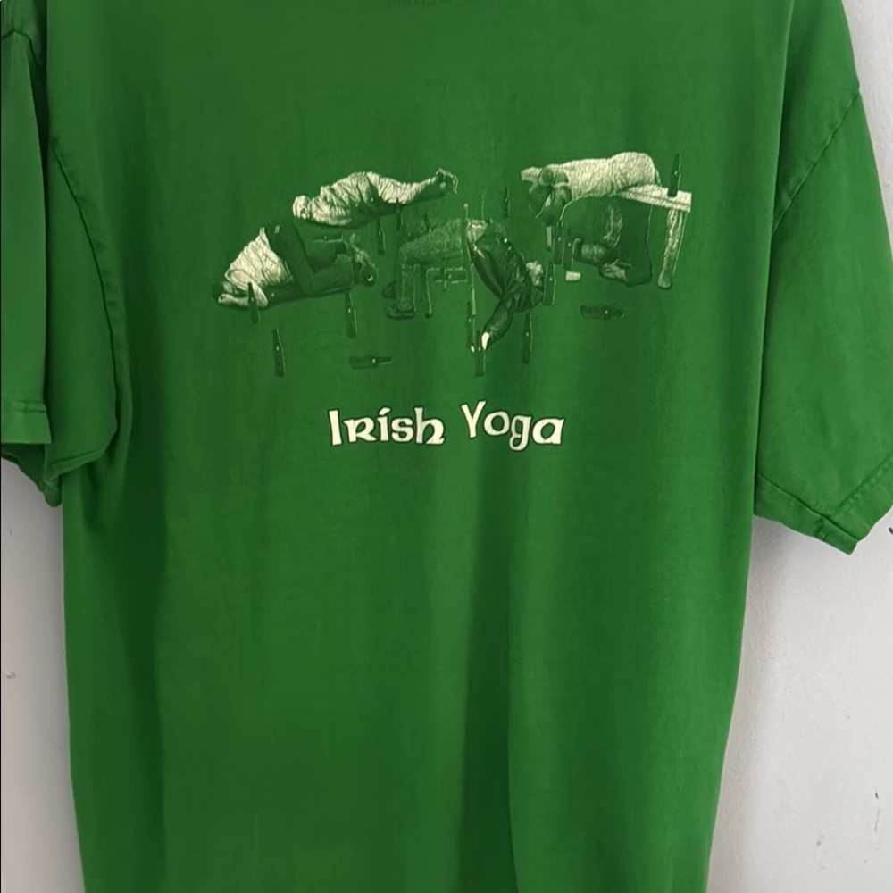 Gildan Green Irish Yoga Men's Shirt